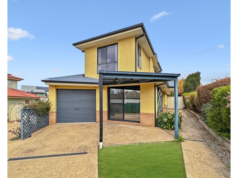 Unit 1/151 Goldsmith St, Goulburn NSW 2580