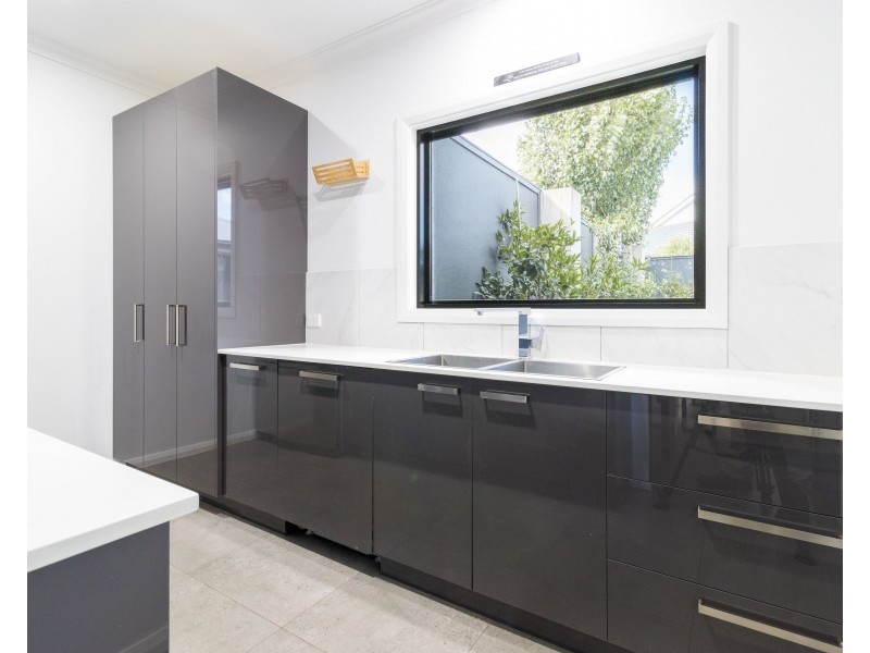 3 Little Close, Goulburn NSW 2580