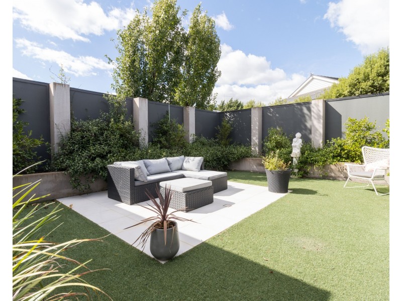 3 Little Close, Goulburn NSW 2580