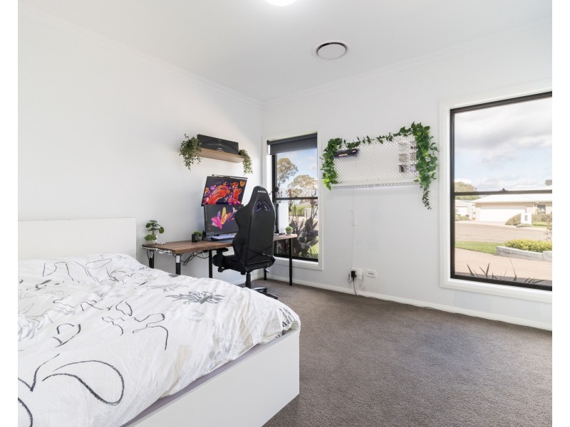 3 Little Close, Goulburn NSW 2580