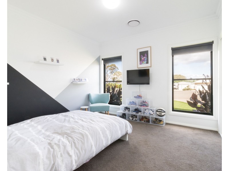 3 Little Close, Goulburn NSW 2580