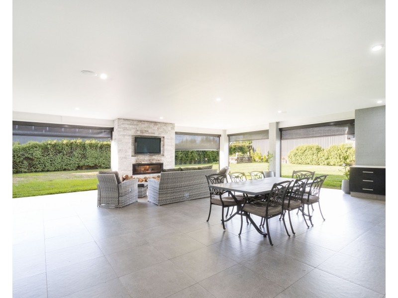 3 Little Close, Goulburn NSW 2580