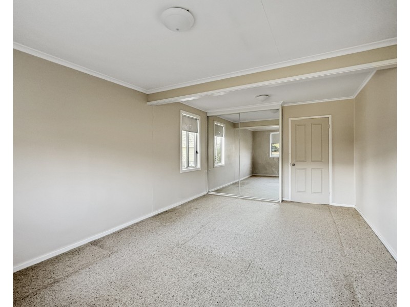 11 Tara Pl, Goulburn NSW 2580