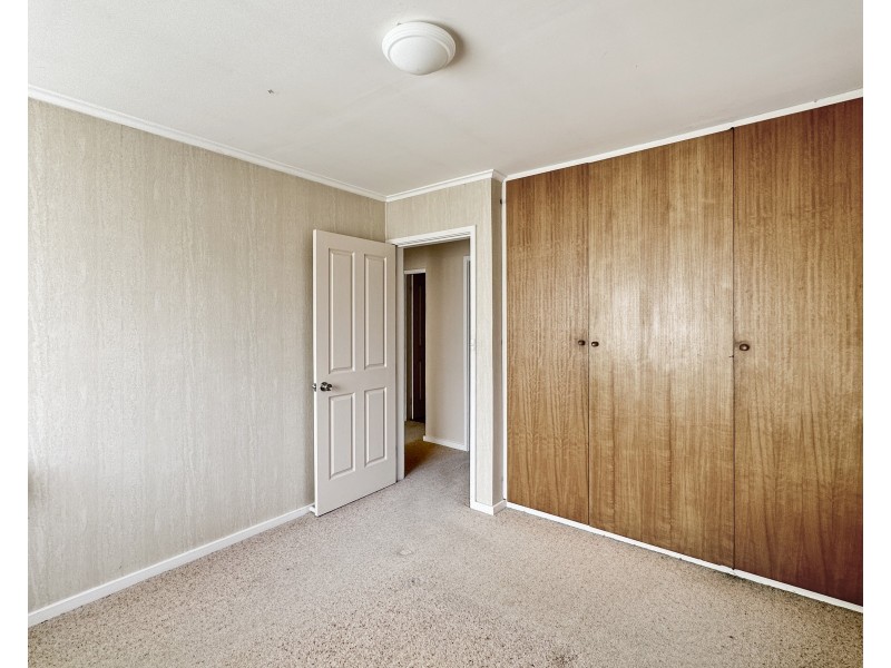 11 Tara Pl, Goulburn NSW 2580