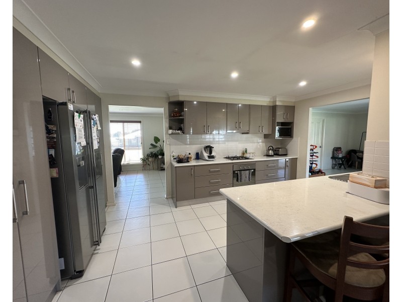 38 Tait St, Crookwell NSW 2583