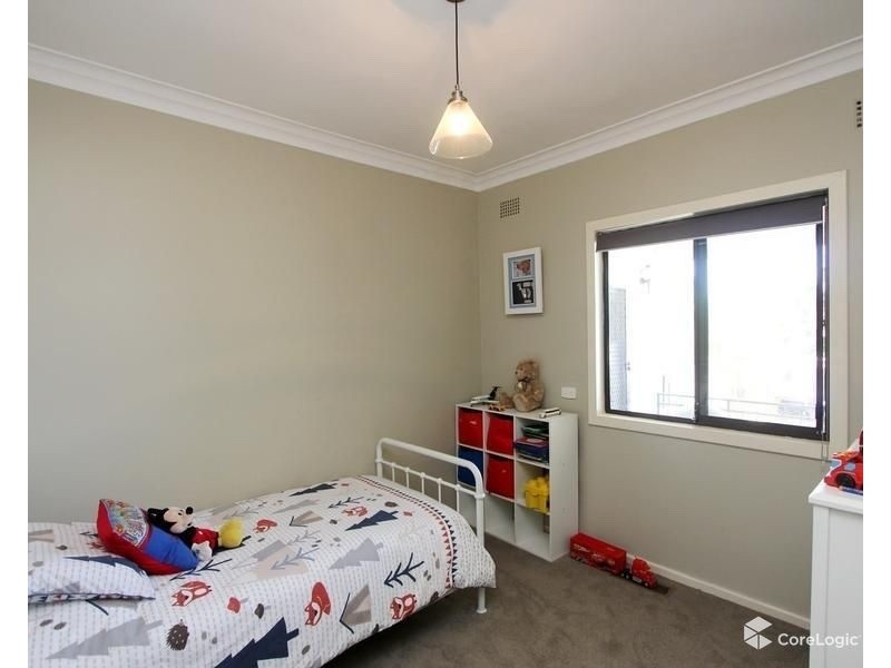 30 Hovell St, Goulburn NSW 2580