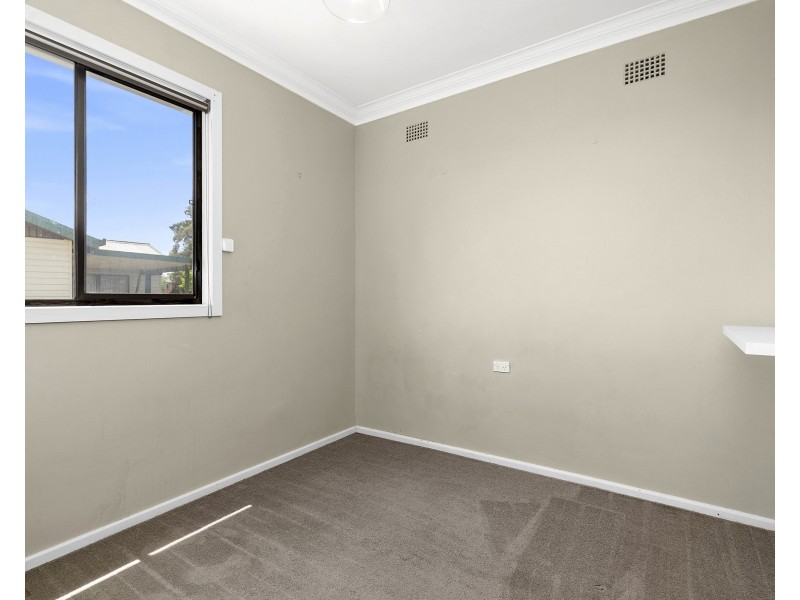 30 Hovell St, Goulburn NSW 2580