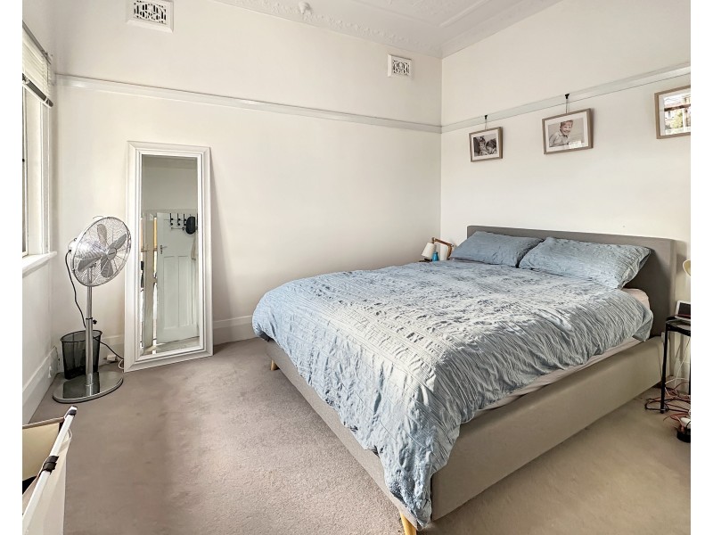 87 Clinton St, Goulburn NSW 2580