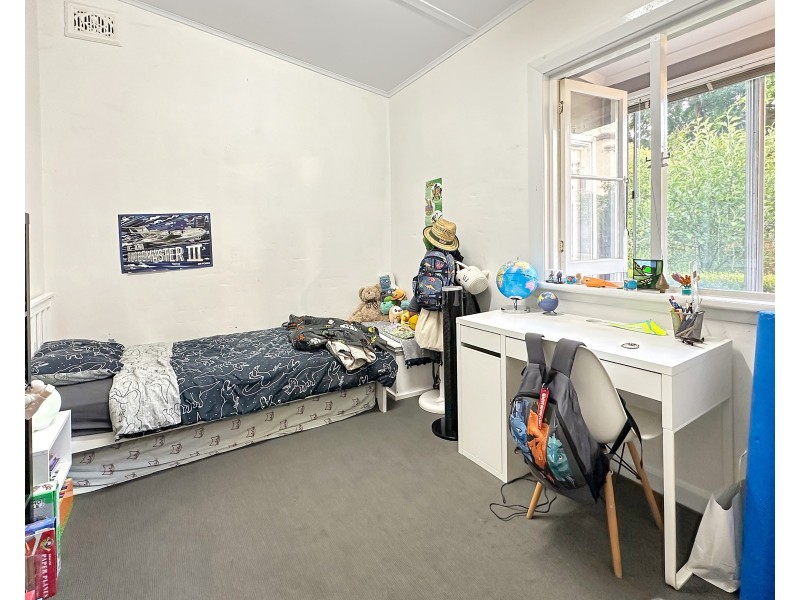 87 Clinton St, Goulburn NSW 2580