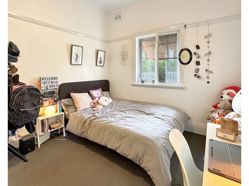 87 Clinton St, Goulburn NSW 2580