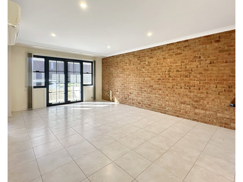 Unit 2/1-3 Glebe Ave, Goulburn NSW 2580