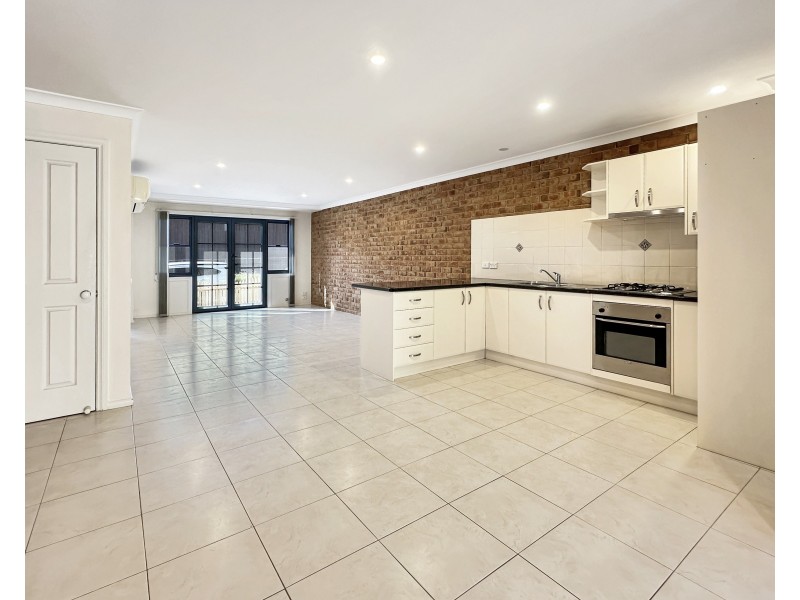 Unit 2/1-3 Glebe Ave, Goulburn NSW 2580