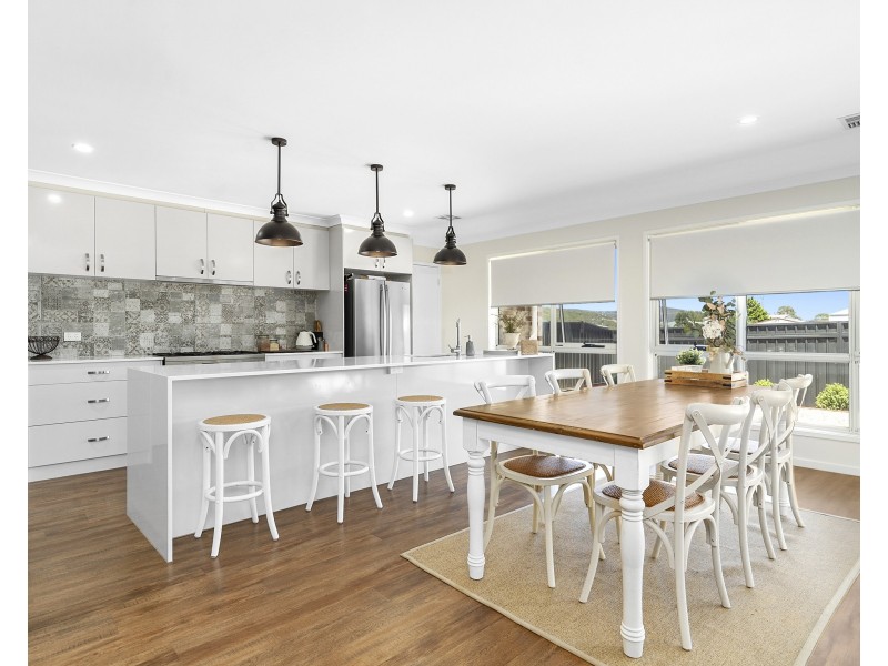 6 Liguori Place, Goulburn NSW 2580