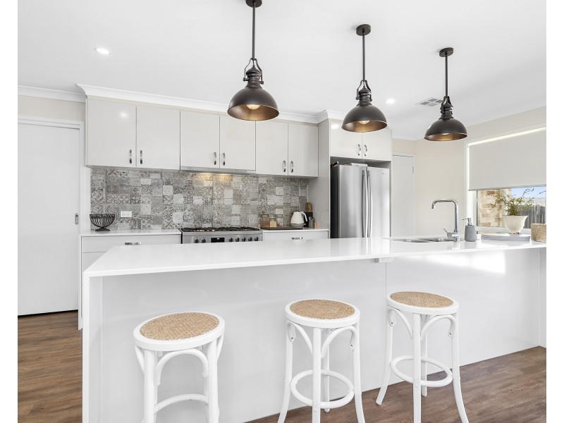 6 Liguori Place, Goulburn NSW 2580