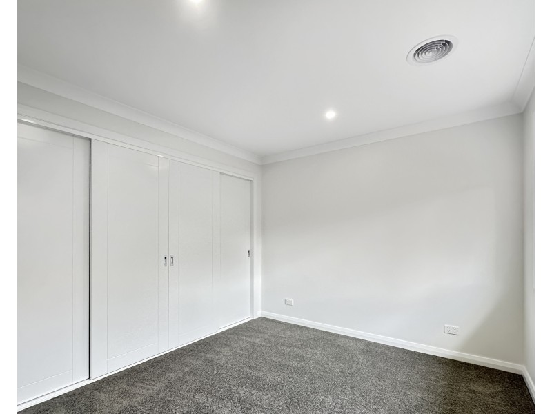 18B McDermott Drive, Goulburn NSW 2580