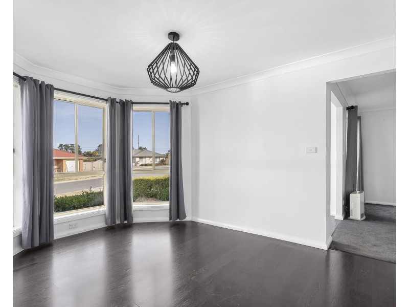 1 Willow Grove Place, Goulburn NSW 2580