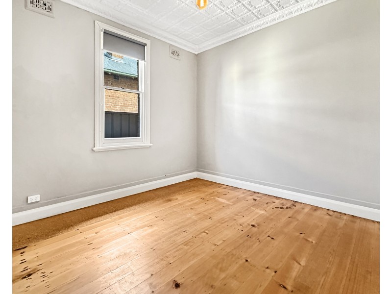 26 Glebe Avenue, Goulburn NSW 2580