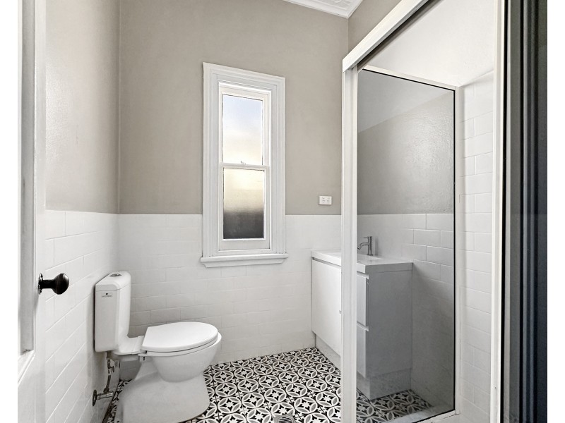 26 Glebe Avenue, Goulburn NSW 2580