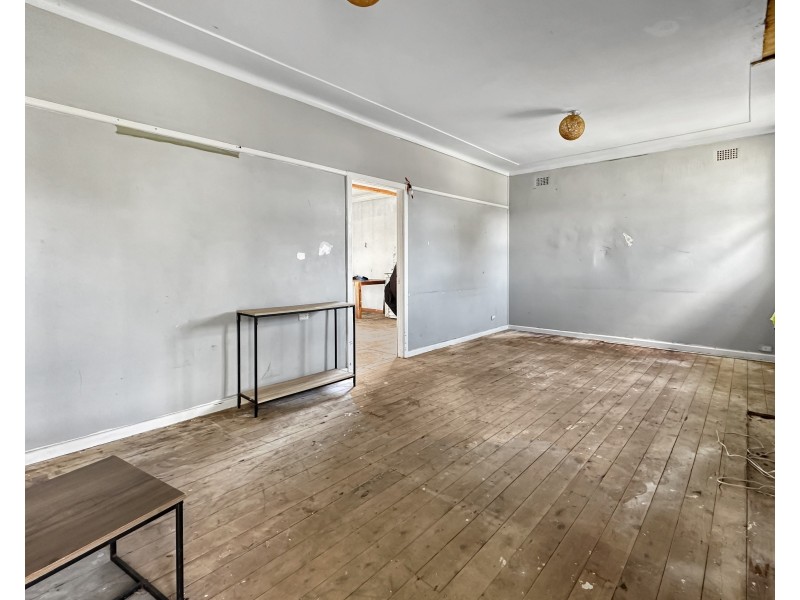 37 Churchill Street, Goulburn NSW 2580