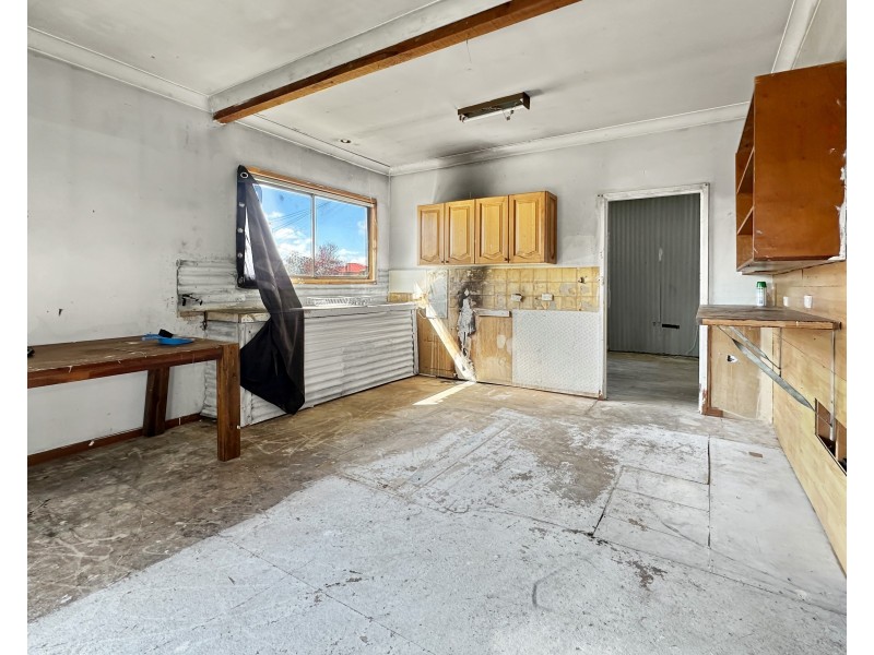 37 Churchill Street, Goulburn NSW 2580