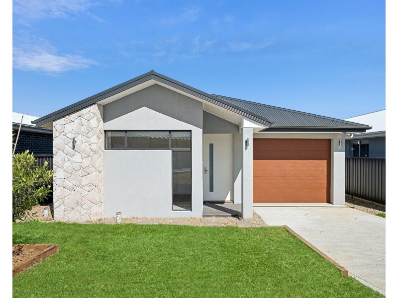 27A Kavanagh St, Goulburn NSW 2580