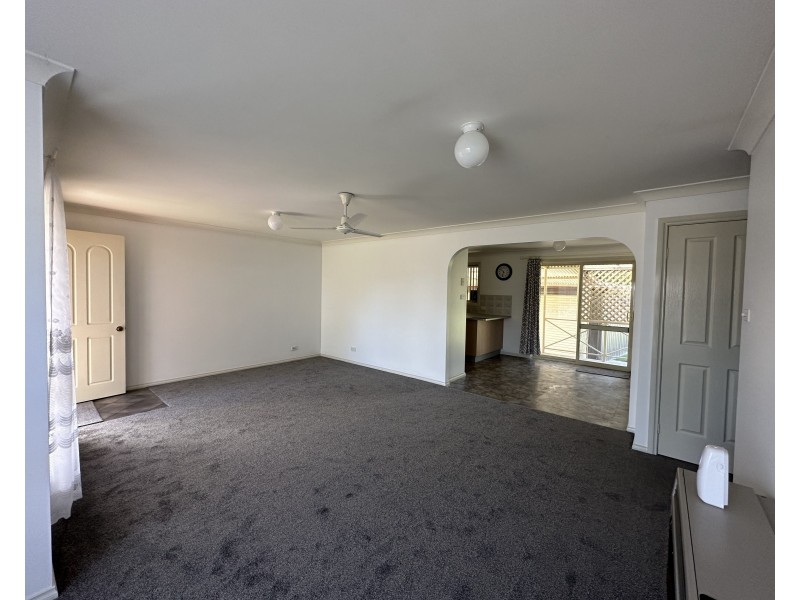 36 Jacqua Ave, Goulburn NSW 2580