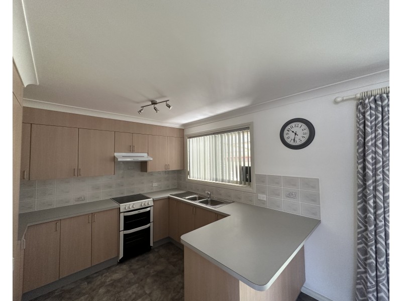 36 Jacqua Ave, Goulburn NSW 2580