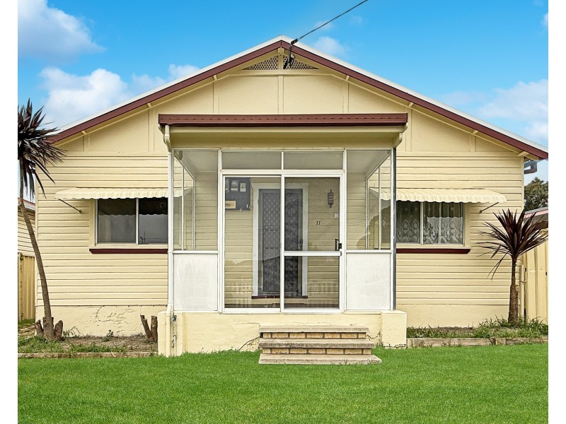 11 Bellevue St, Goulburn NSW 2580