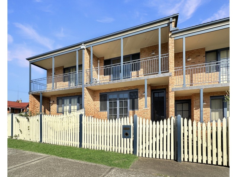Unit 2/1-3 Glebe Ave, Goulburn NSW 2580