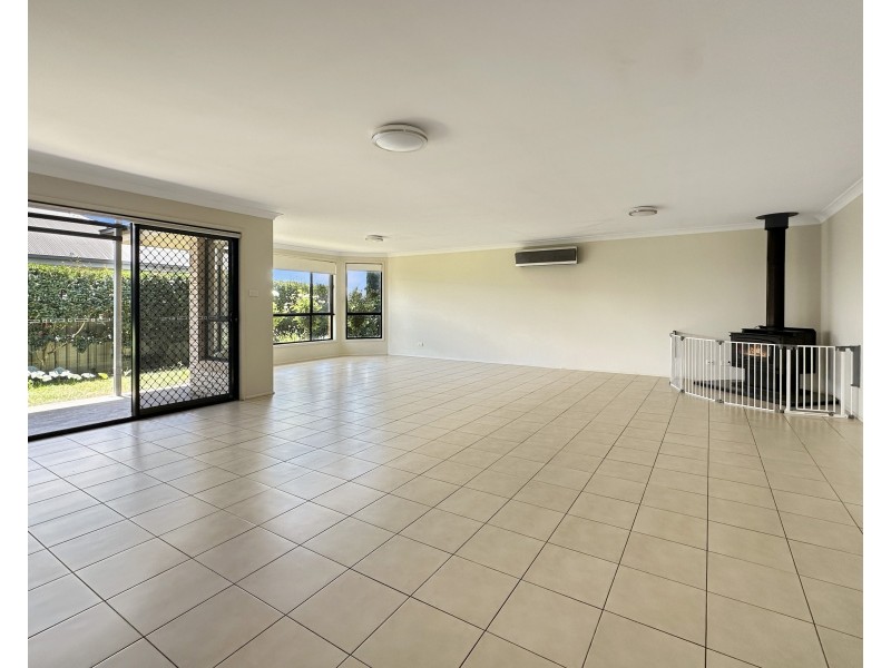 27 St Aubyn Rd, Goulburn NSW 2580