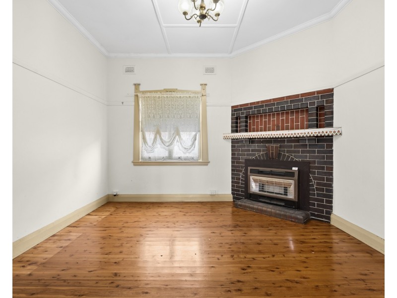 79 Bradley St, Goulburn NSW 2580