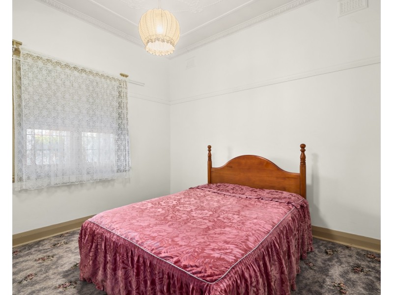 79 Bradley St, Goulburn NSW 2580