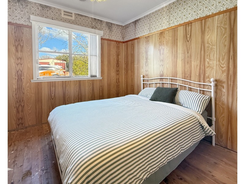 27 Brooklands Street, Crookwell NSW 2583