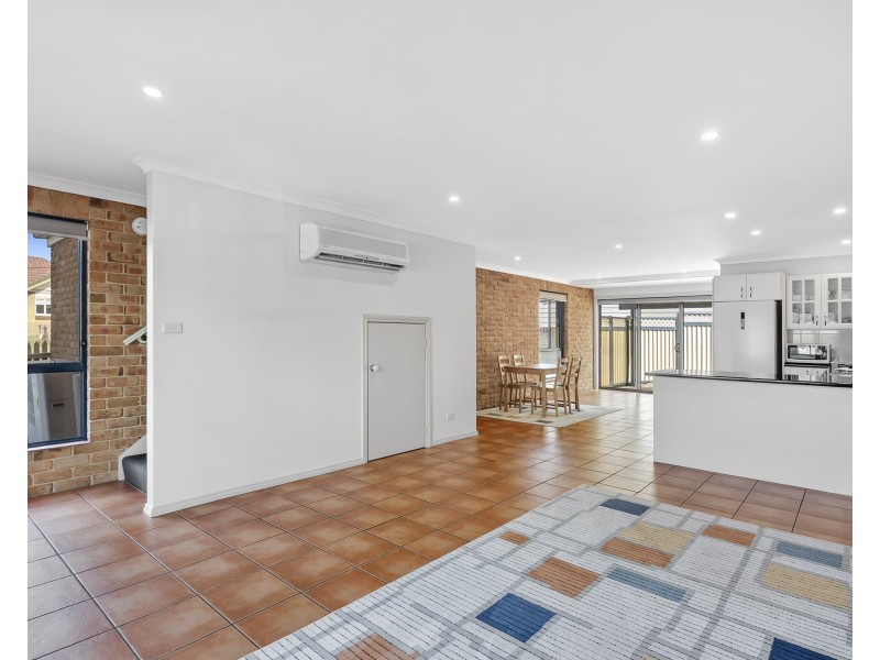 Unit 1/1-3 Glebe Avenue, Goulburn NSW 2580