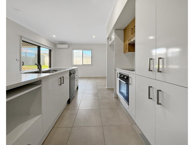 12B Mcgrath Pl, Goulburn NSW 2580