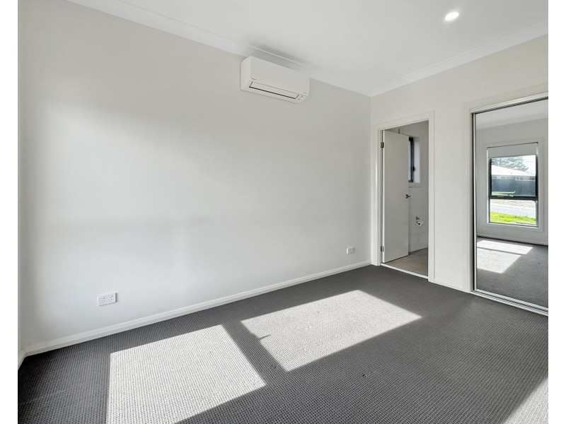 12B Mcgrath Pl, Goulburn NSW 2580
