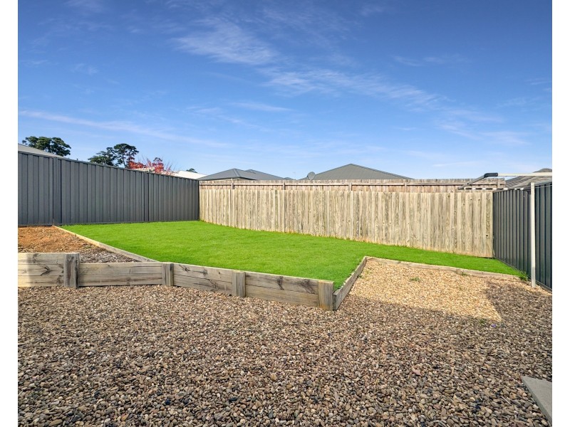 12B Mcgrath Pl, Goulburn NSW 2580