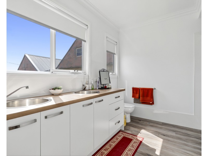 56 Denison St, Crookwell NSW 2583