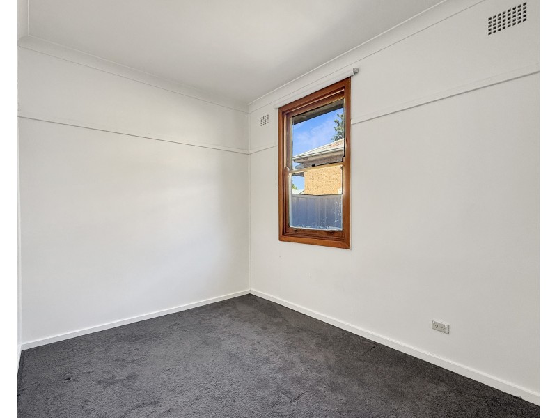 27 Wyatt St, Goulburn NSW 2580