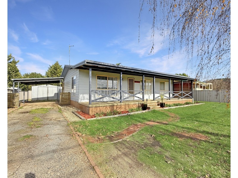 6 Willis Street, Crookwell NSW 2583