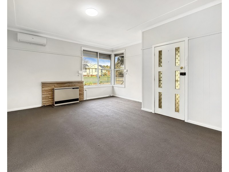 39 Churchill Street, Goulburn NSW 2580