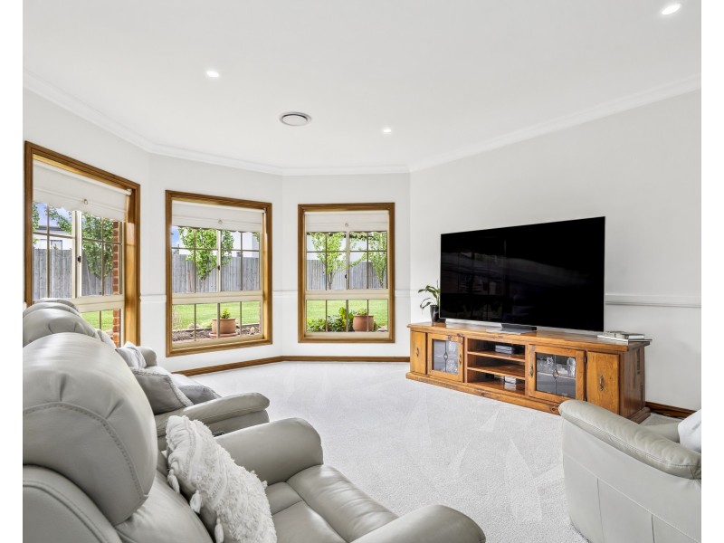 7 Mary Martin Drive, Goulburn NSW 2580