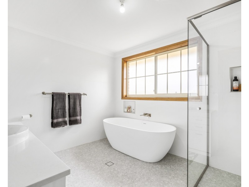 7 Mary Martin Drive, Goulburn NSW 2580