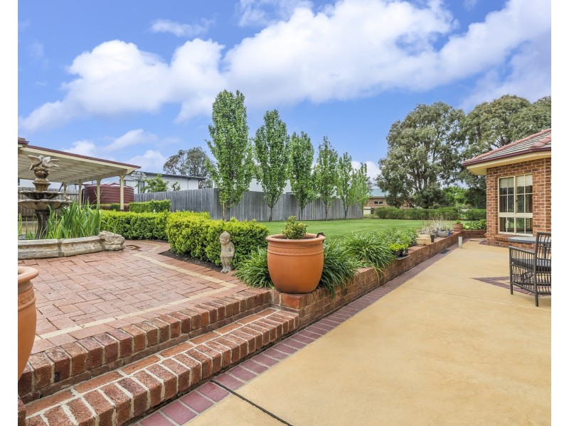 7 Mary Martin Drive, Goulburn NSW 2580
