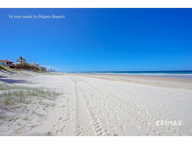 1/21 Adams Avenue, Miami QLD 4220