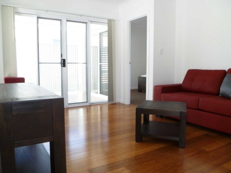 7/59 WARD Street, Southport QLD 4215