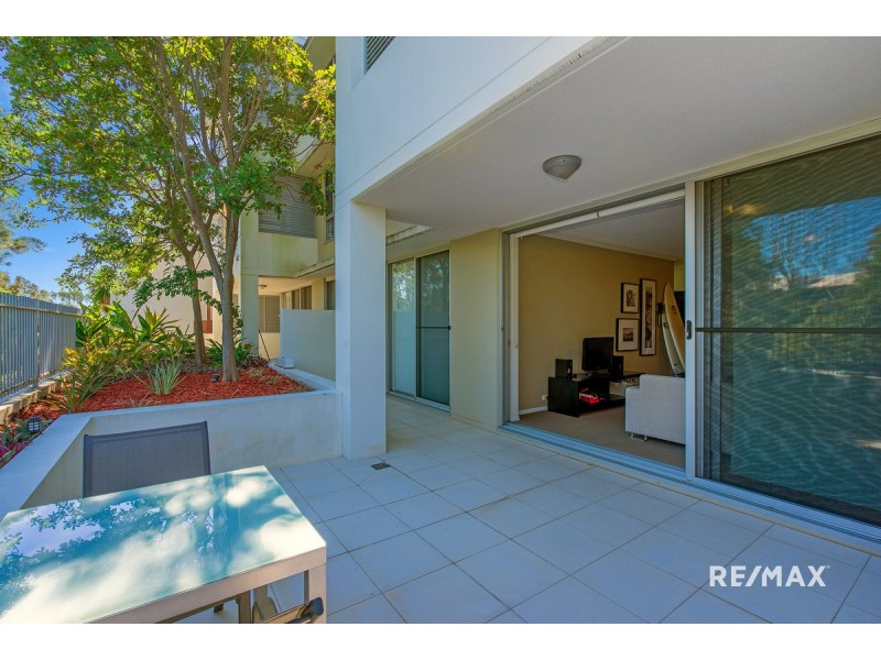 102/1-7 Moores Crescent, Varsity Lakes QLD 4227