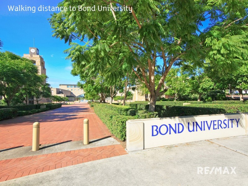 102/1-7 Moores Crescent, Varsity Lakes QLD 4227