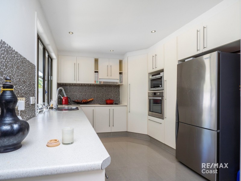 1 Tekapo Street, Broadbeach Waters QLD 4218