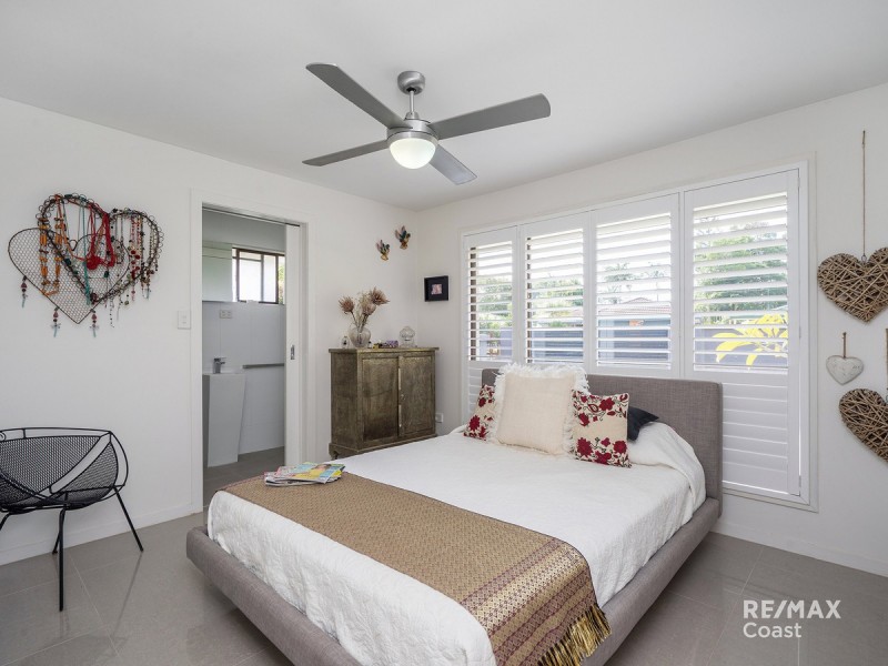 1 Tekapo Street, Broadbeach Waters QLD 4218